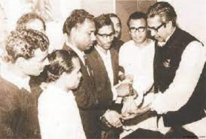 আওয়ামী মুসলিম লীগের আশু কৰ্ম্মসূচি